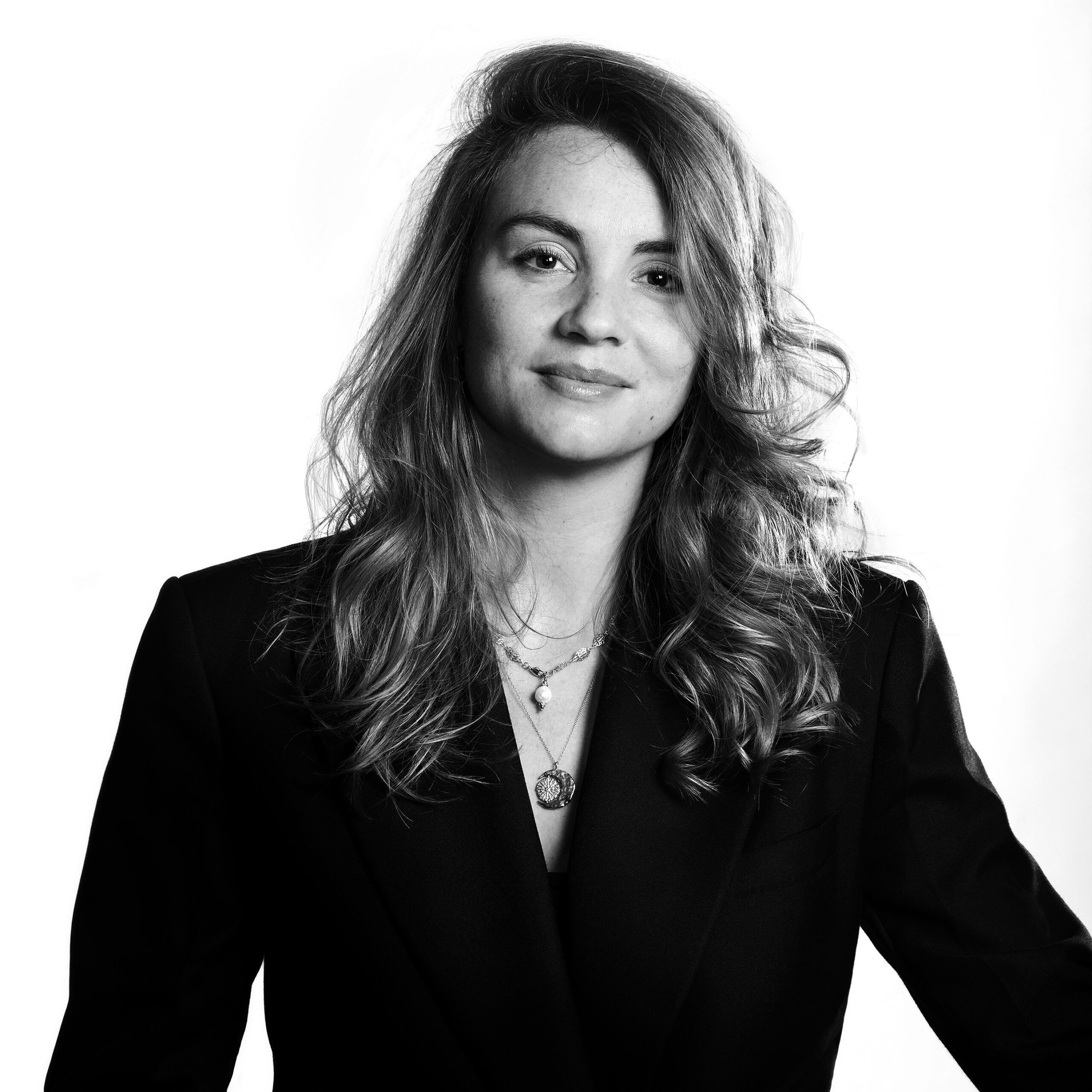 victoria besson en h.d
